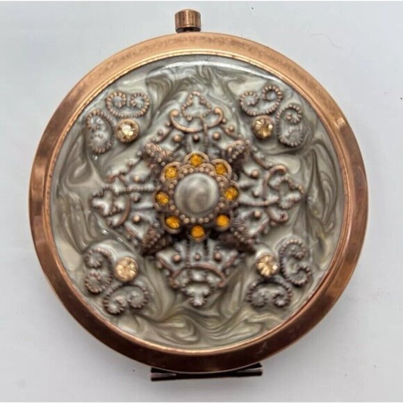 Compact Pocket Mirror with Elegant Design – Stylish Color and Portable Size NEW - Picture 8 of 9